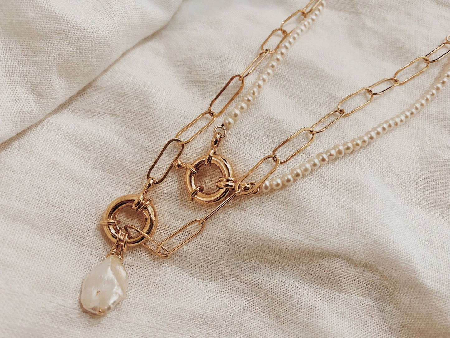 Elongated Spring Ring Necklace